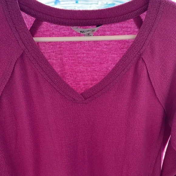 Wildfox Haley Brushed Magenta Purple Barbie Pink Y2K M V-Neck EUC Shirt Top - Picture 10 of 17